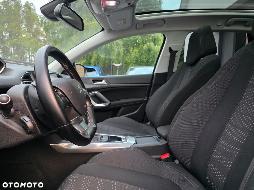 Peugeot 308 BlueHDi 150 EAT6 Stop & Start Niveau 2 Business-Line - 10