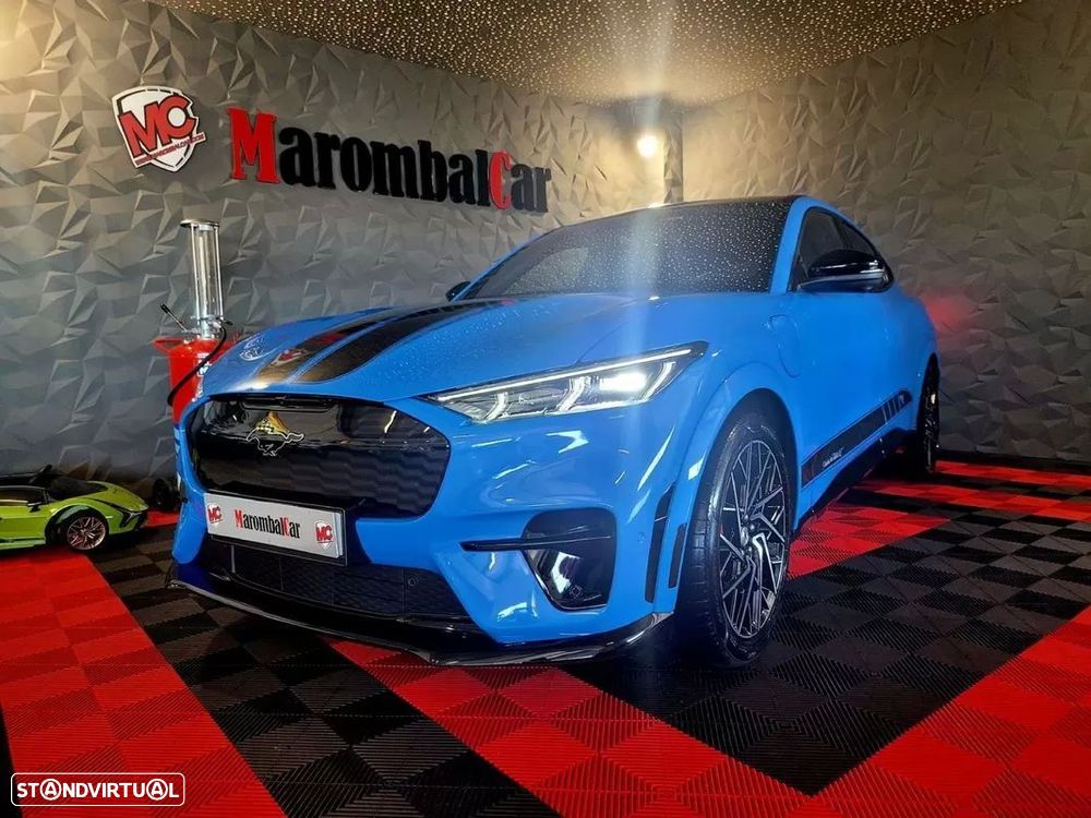 Ford Mustang Mach-E GT AWD - 20