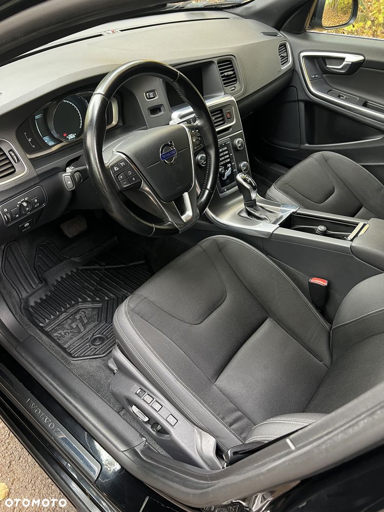Volvo V60 - 16
