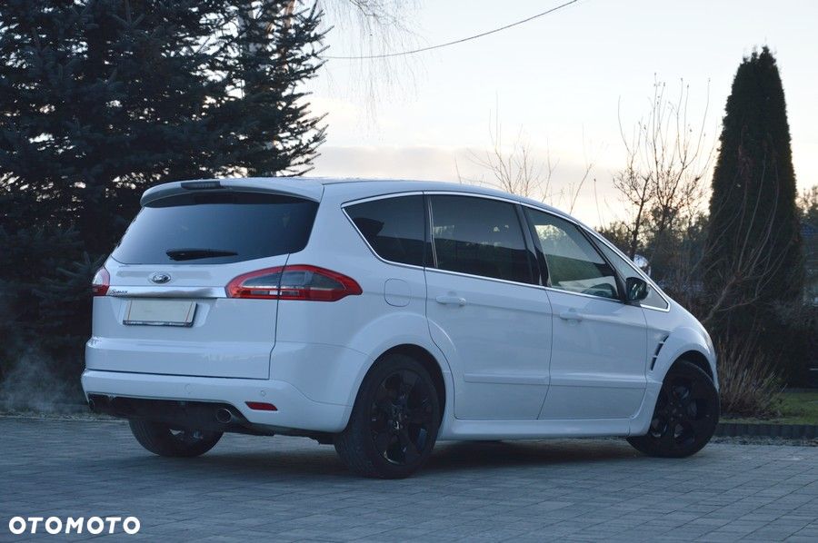 Ford S-Max - 16