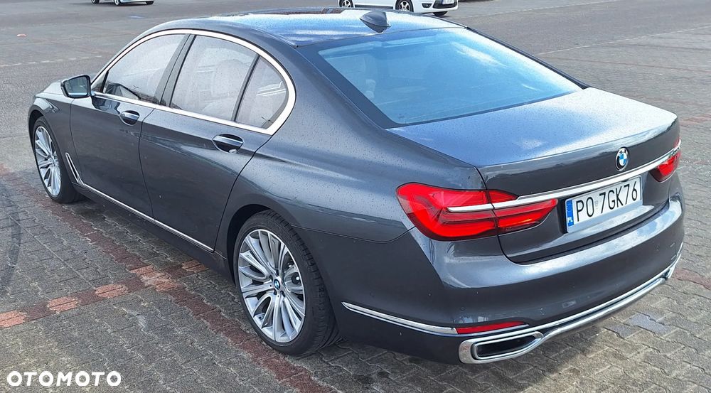 BMW Seria 7 740d xDrive - 6