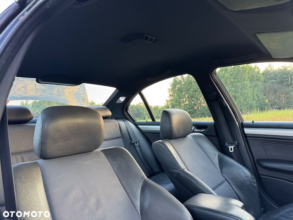 BMW Seria 3 320d - 12