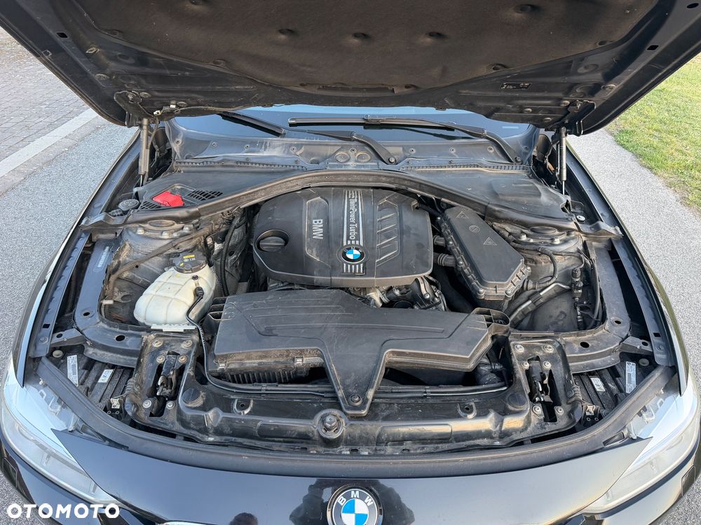 BMW Seria 3 318d Luxury Line - 21