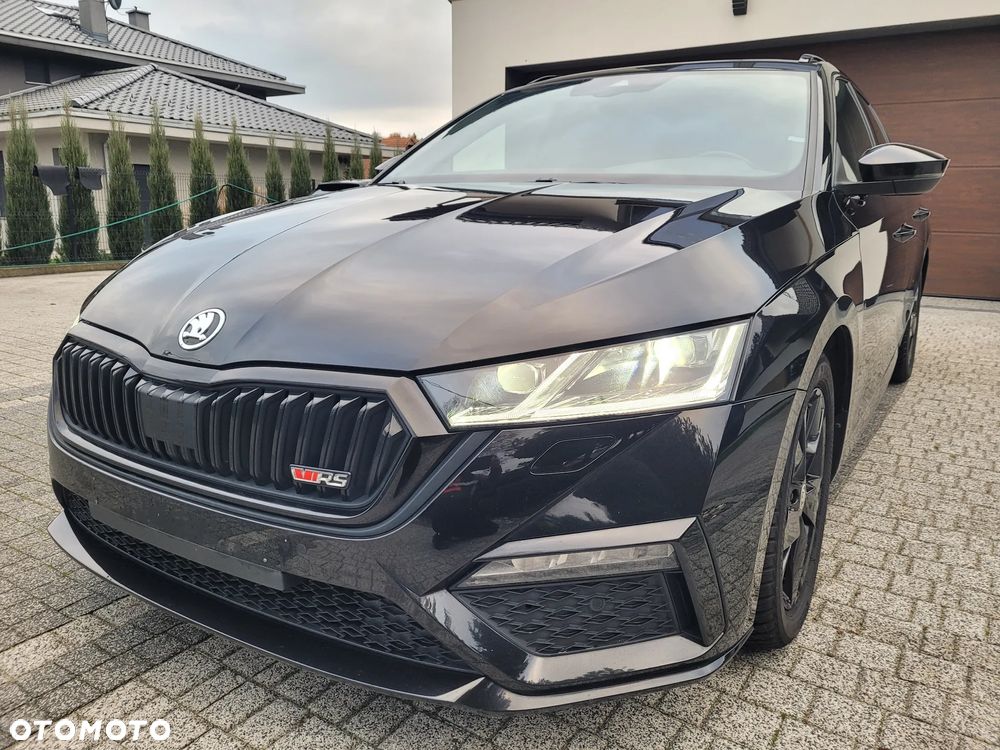 Skoda Octavia Combi 2.0 TDI DSG 4x4 RS - 17