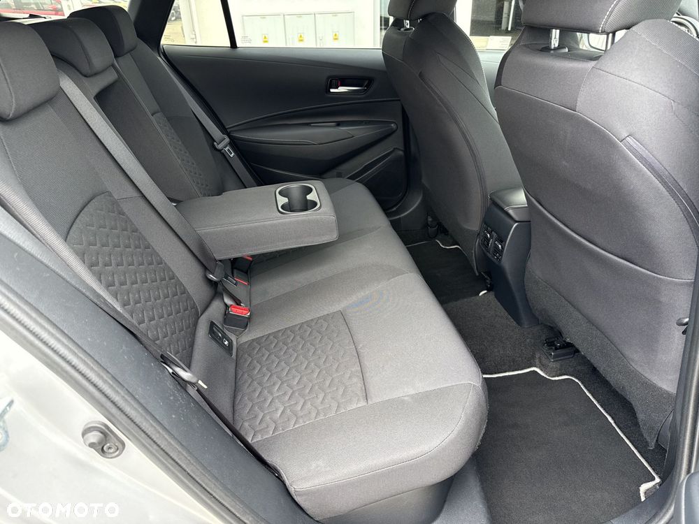 Toyota Corolla 2.0 Hybrid Comfort - 8