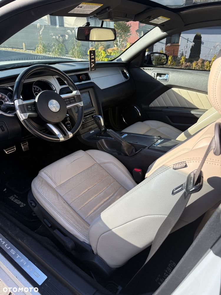 Ford Mustang 3.7 V6 Premium - 19