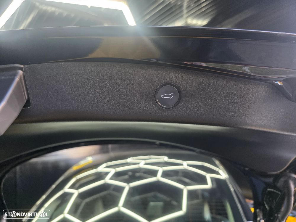 Tesla Model 3 Tração Traseira - 27