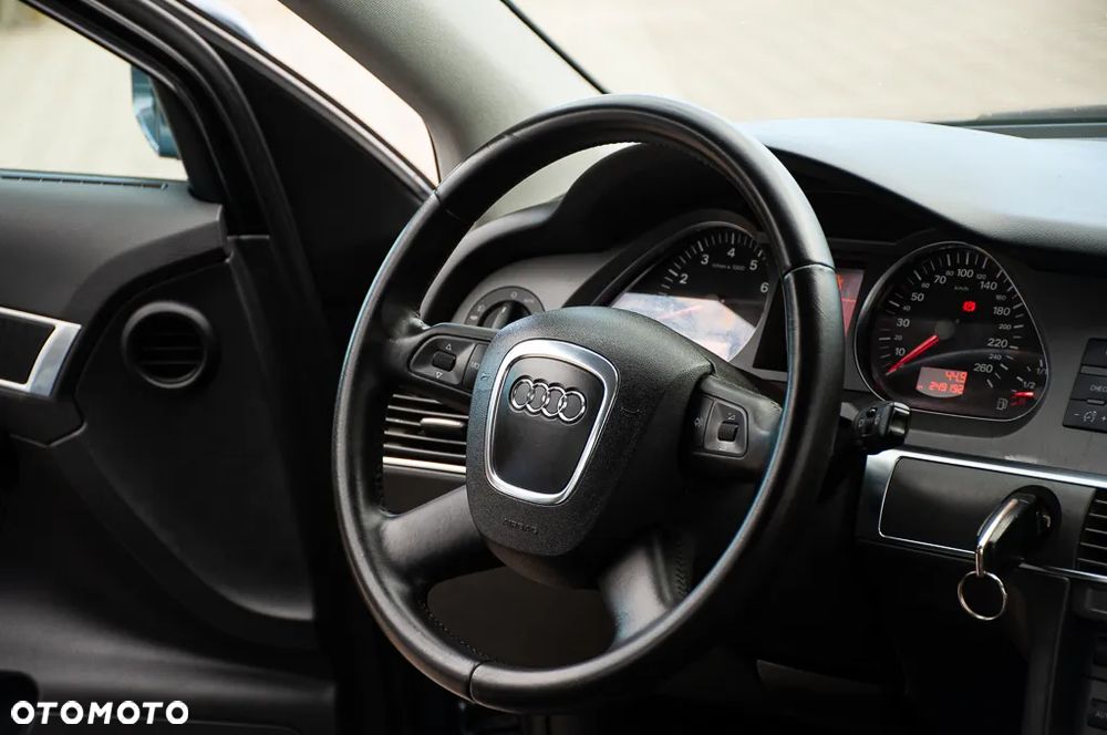 Audi A6 Limousine 2.4 - 20