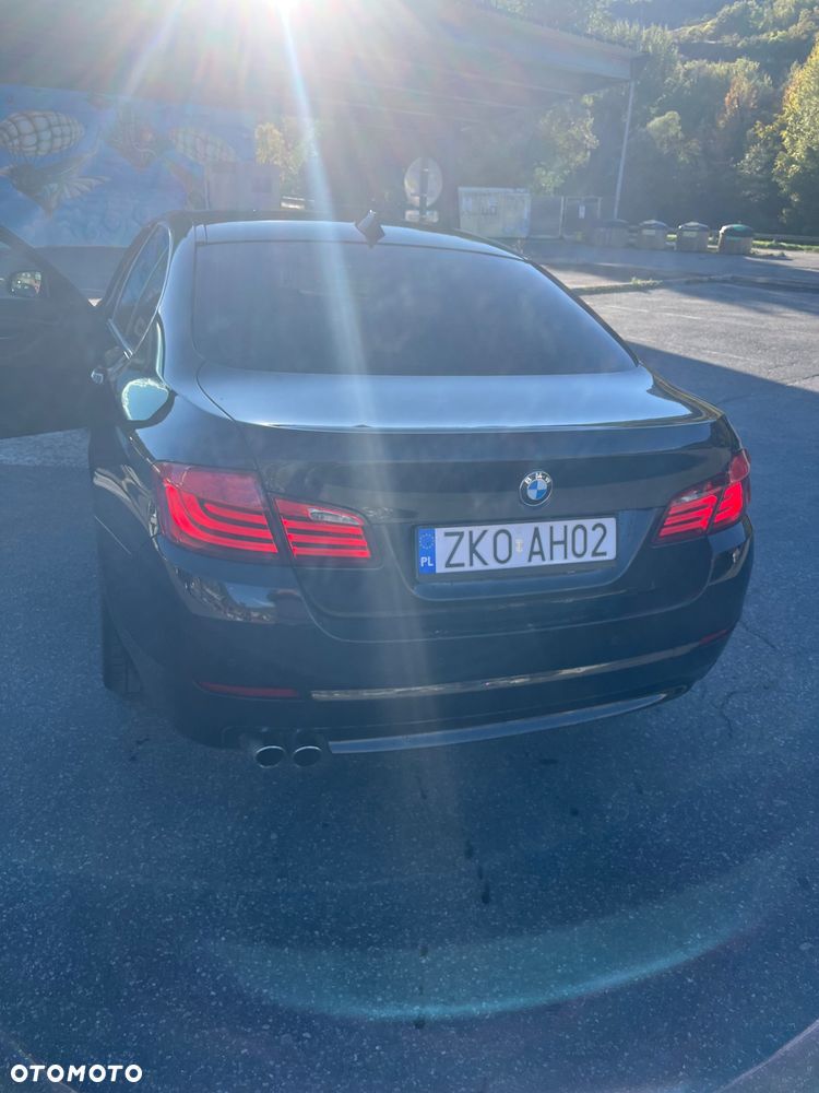 BMW Seria 5 530d xDrive - 6