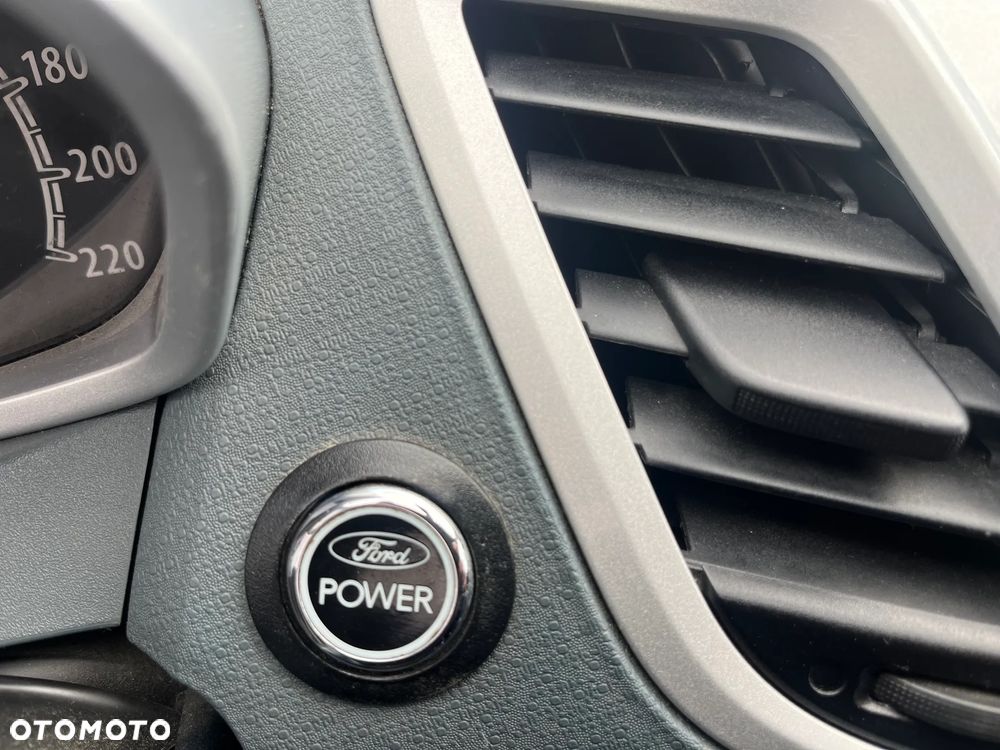 Ford Fiesta ver-1-6-tdci-titanium-x - 31