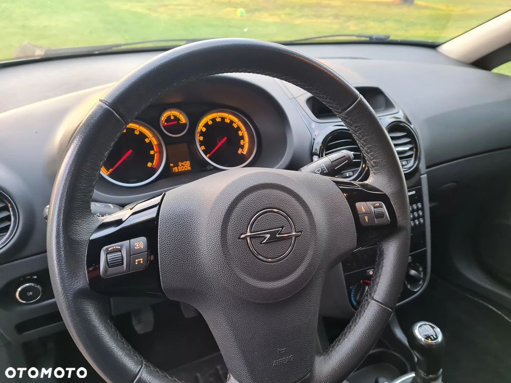 Opel Corsa - 3