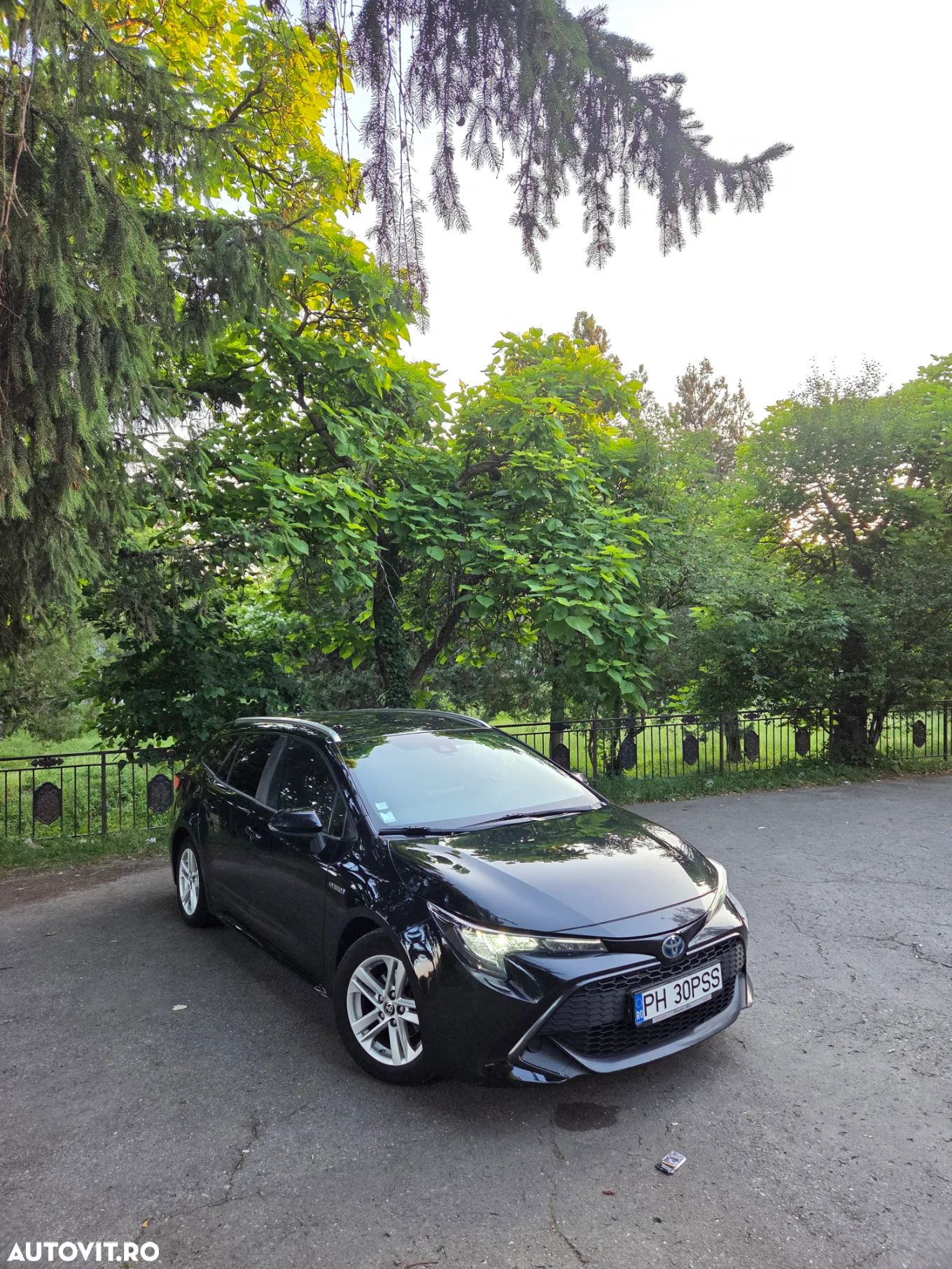 Toyota Corolla 1.8 HSD Business - 1