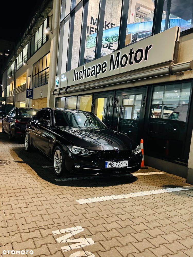 BMW Seria 3 318i Sport Line - 16