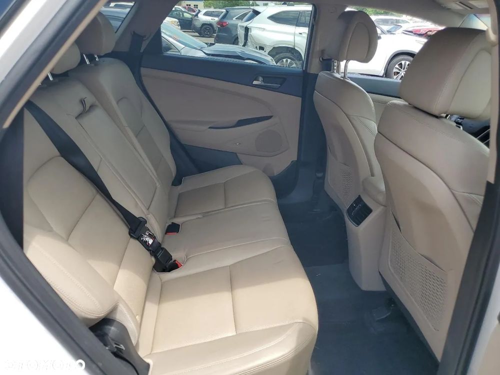 Hyundai Tucson 1.6 T-GDI Premium 4WD DCT - 10