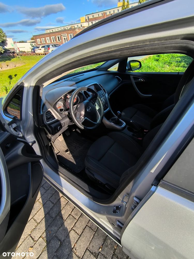 Opel Astra - 10