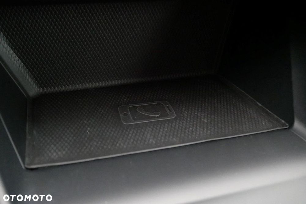 Volkswagen Golf 1.5 TSI Life - 21