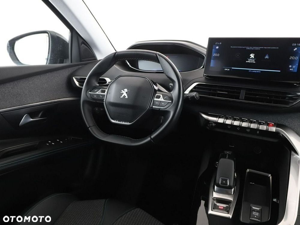 Peugeot 5008 PureTech 130 EAT8 Stop & Start Allure Pack - 17