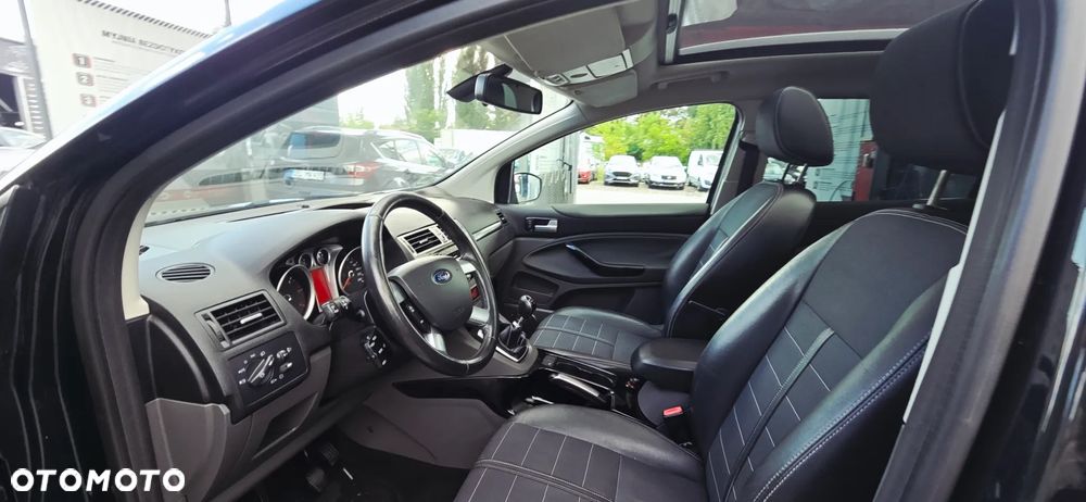 Ford Kuga 2.0 TDCi 4WD Titanium - 31