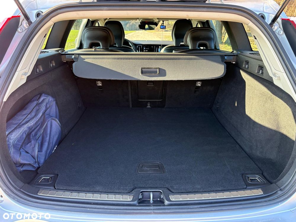 Volvo V60 D3 Momentum - 14