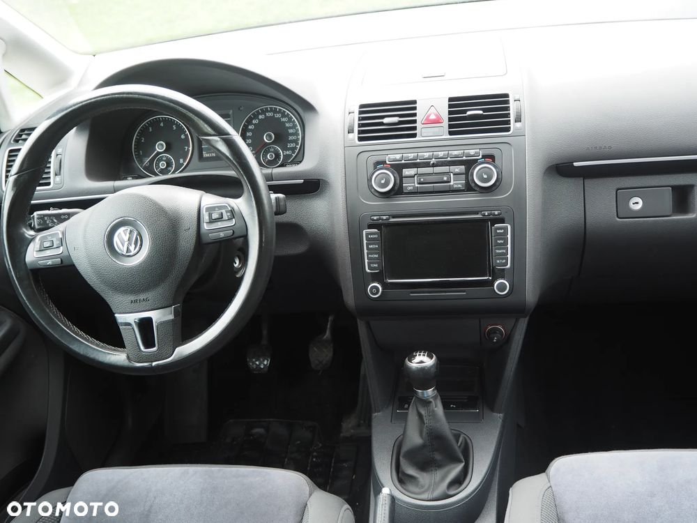 Volkswagen Touran 1.4 TSI MATCH - 7