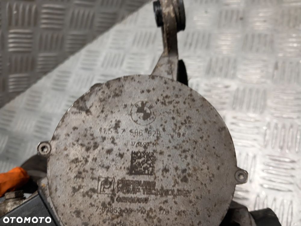 BMW E90 POMPA WODY 7586928 - 5