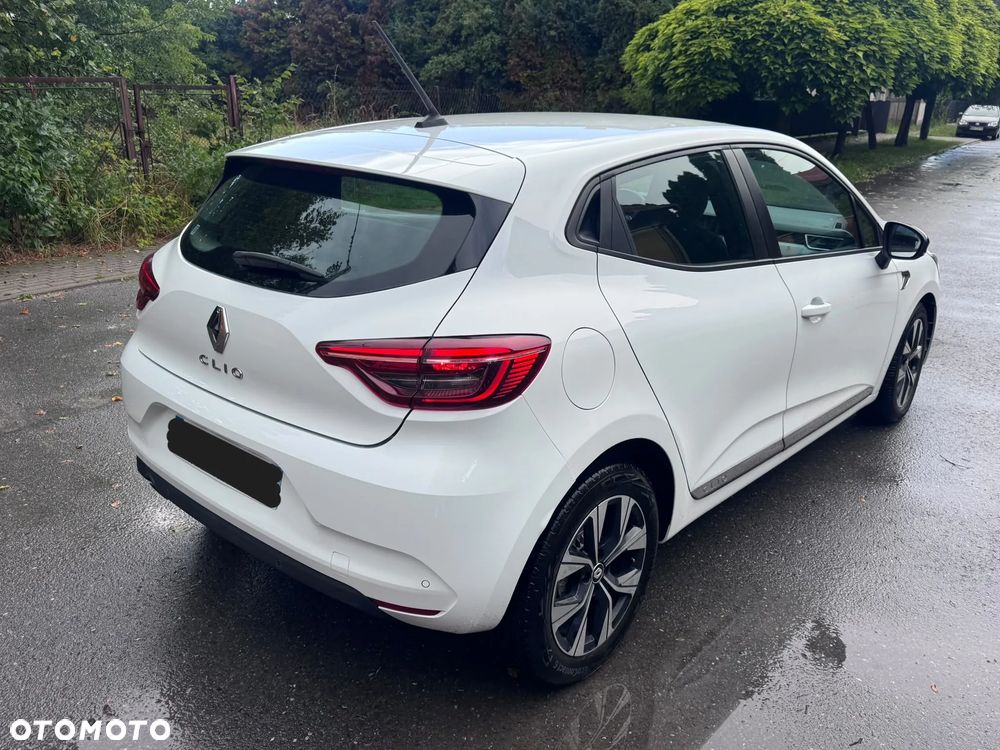 Renault Clio - 7