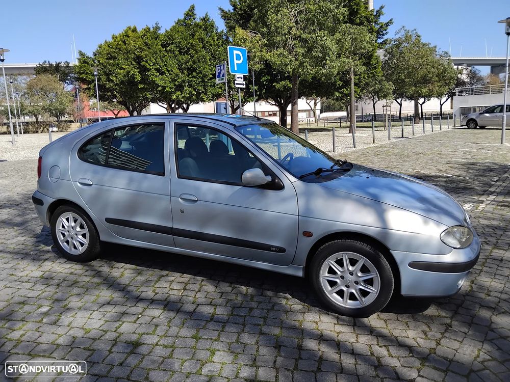 Renault Mégane 1.4 16V Dynamique - 2