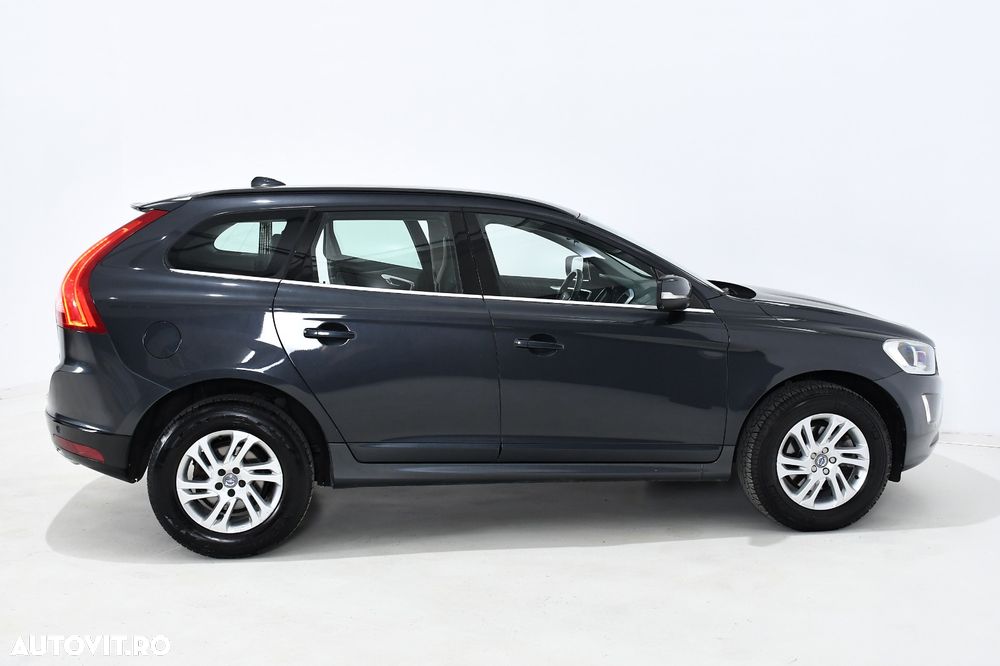 Volvo XC 60 - 6