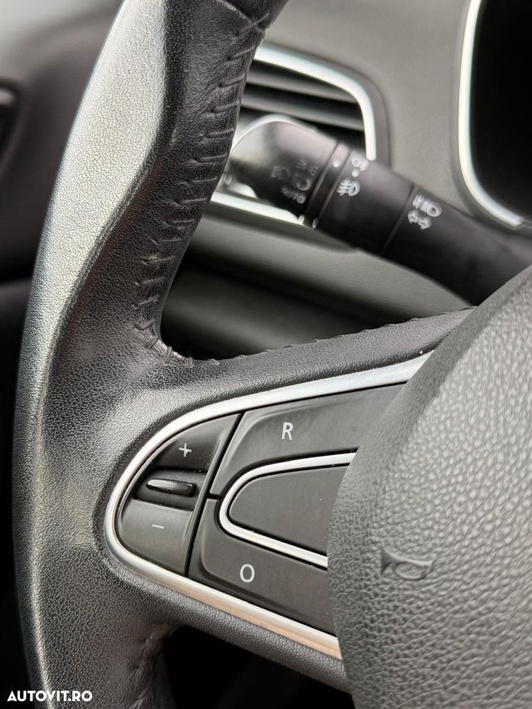 Renault Megane 1.5 dCI Zen - 10