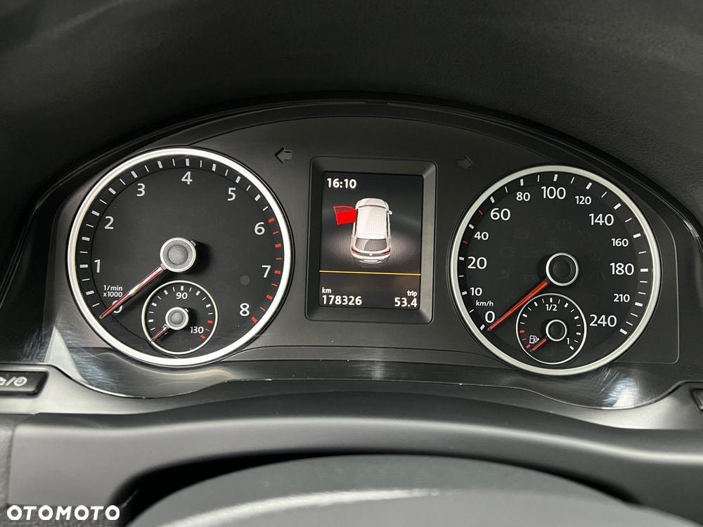 Volkswagen Tiguan - 7