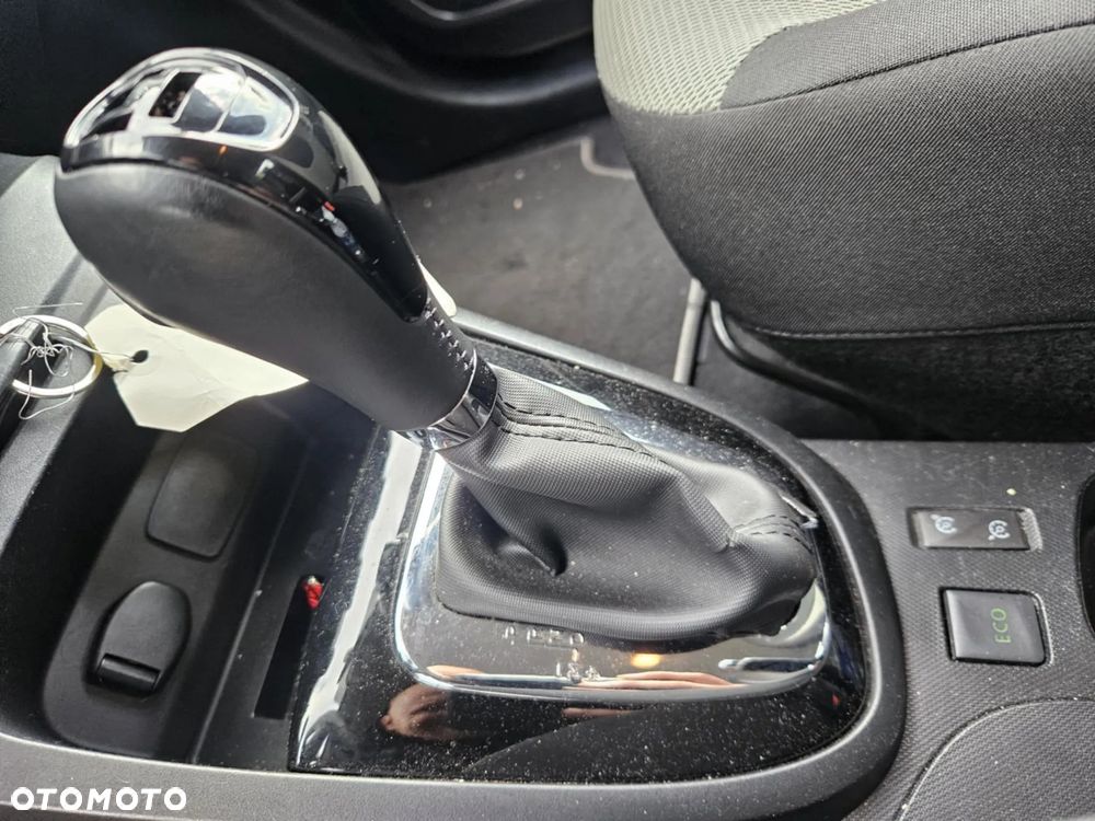 Renault Captur 1.2 TCe Zen EDC - 6