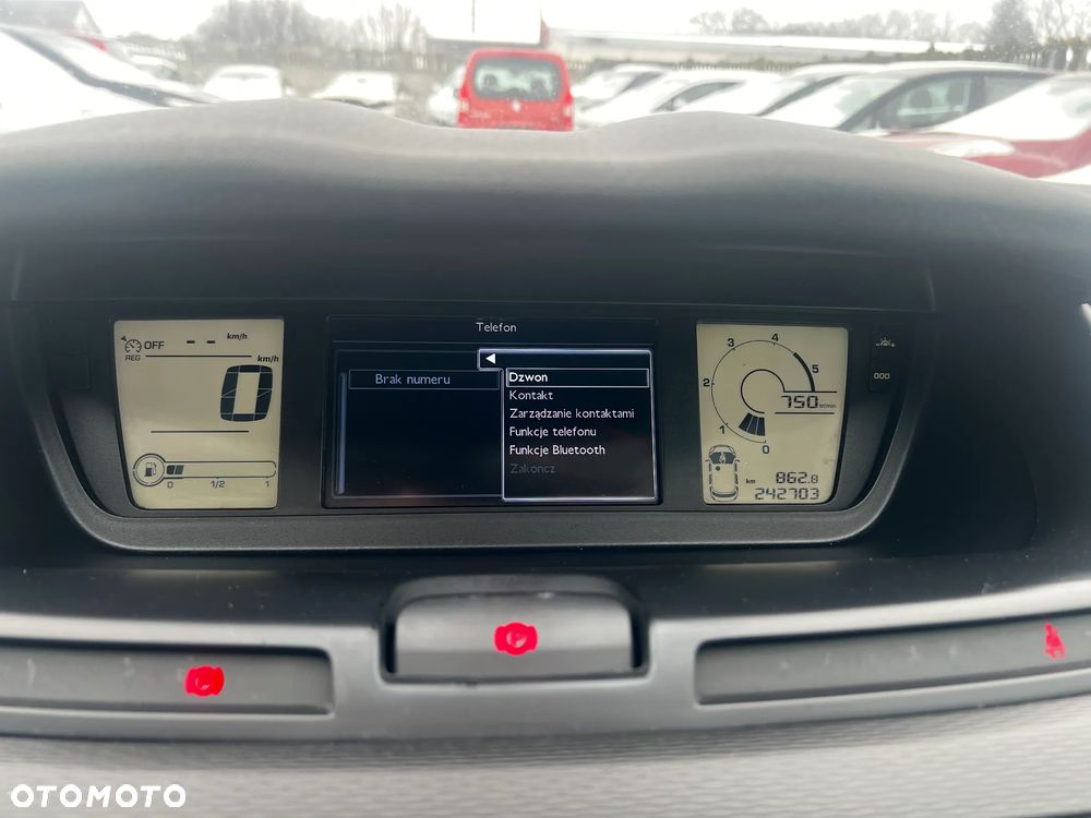 Citroën C4 Picasso 1.6 HDi Attraction - 19