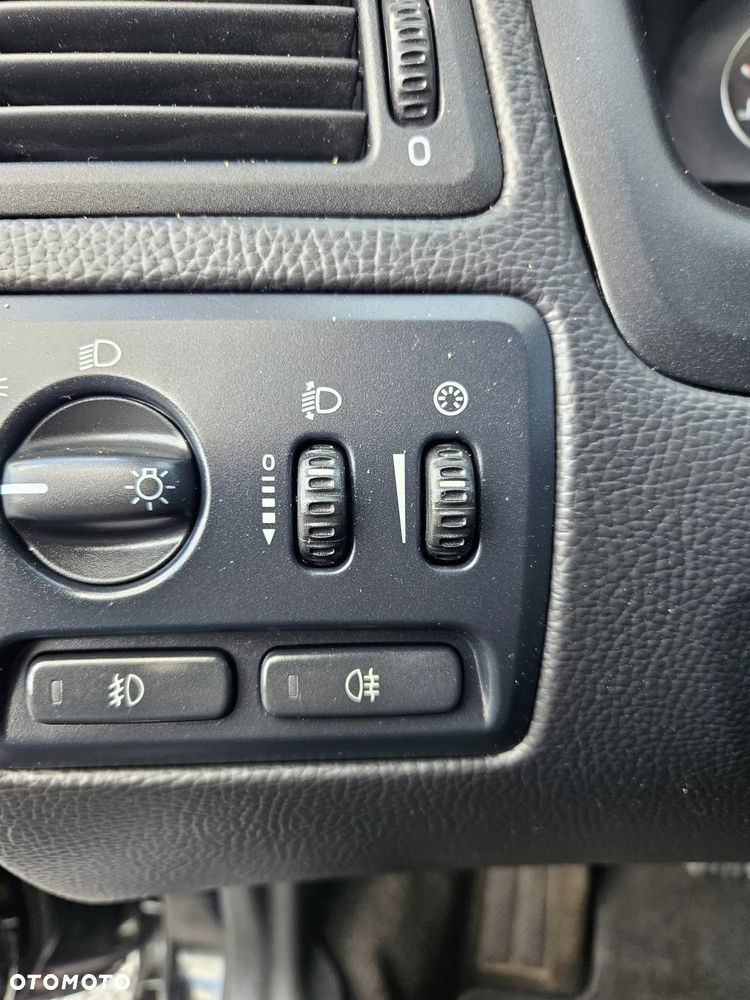 Volvo V70 2.4 Summum - 23