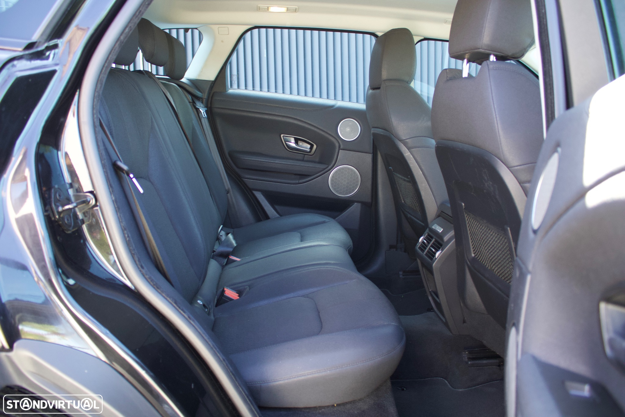 Land Rover Range Rover Evoque 2.0 eD4 Pure - 27