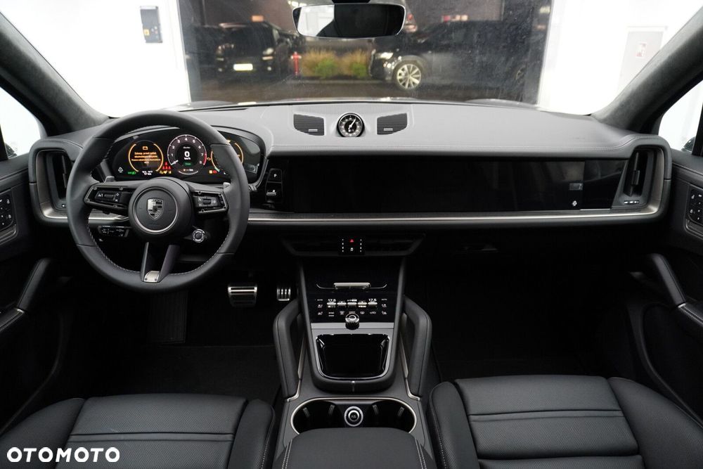 Porsche Cayenne - 26