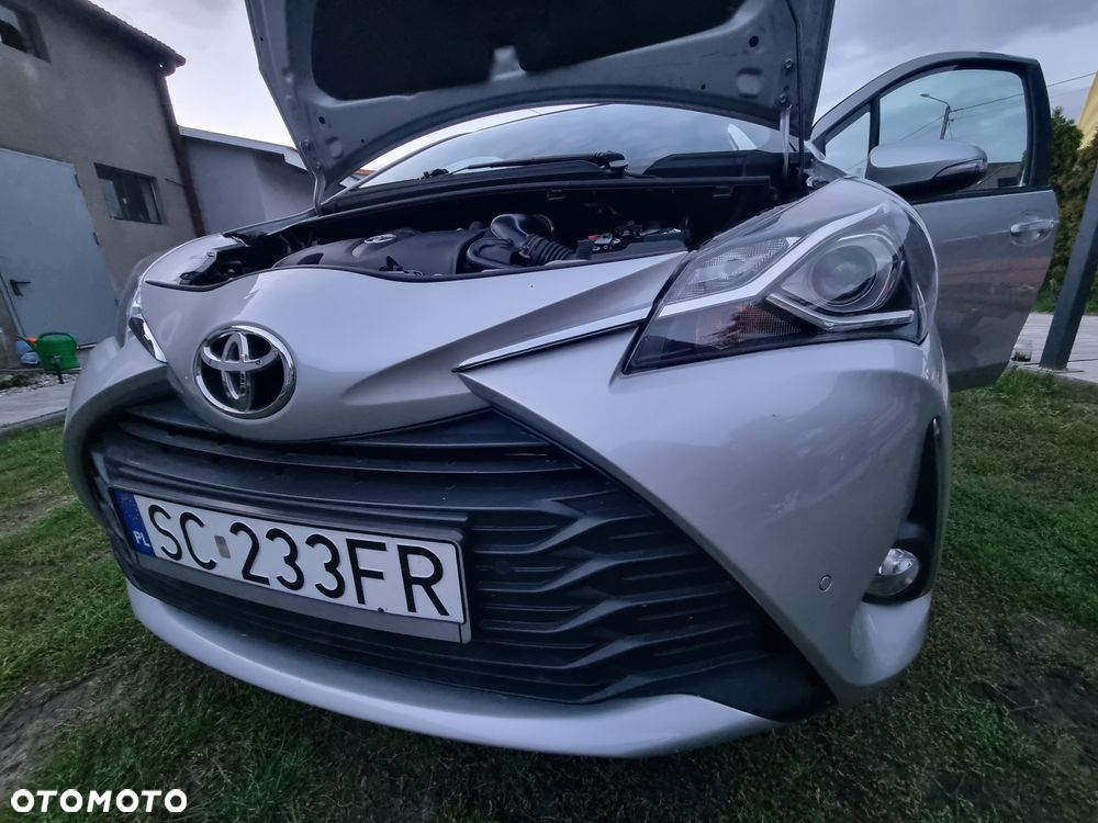 Toyota Yaris 1.5 Premium - 18