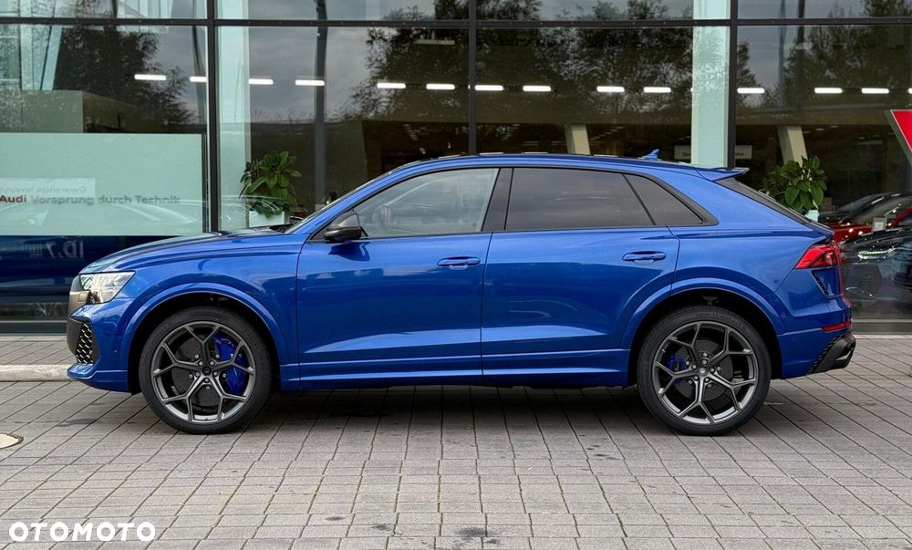 Audi RS Q8 - 8