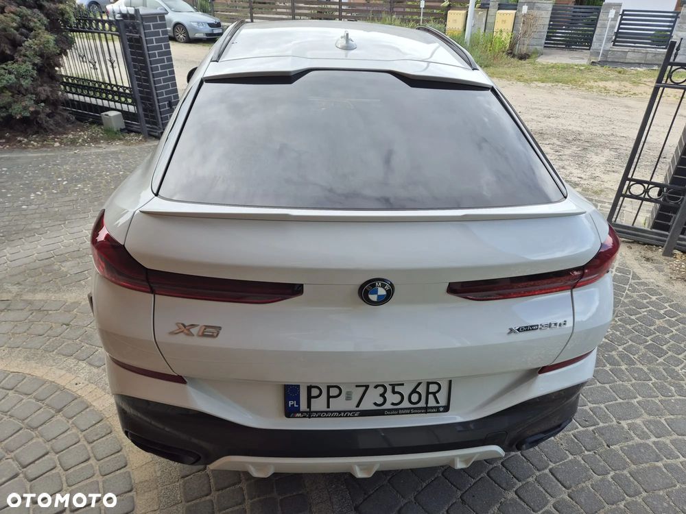 BMW X6 - 12
