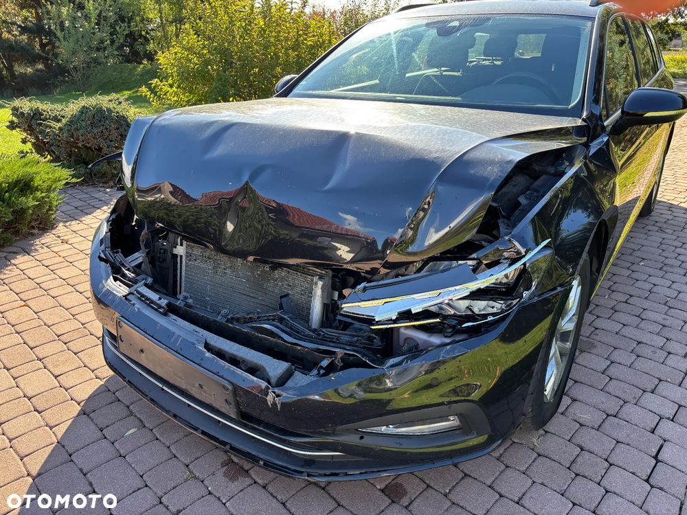 Volkswagen Passat Variant 2.0 TDI SCR DSG - 36