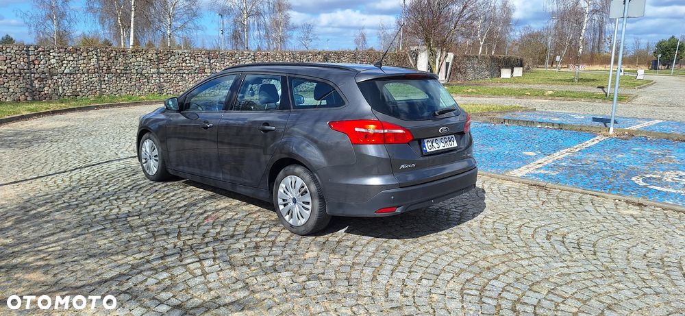 Ford Focus 1.0 EcoBoost Edition - 4