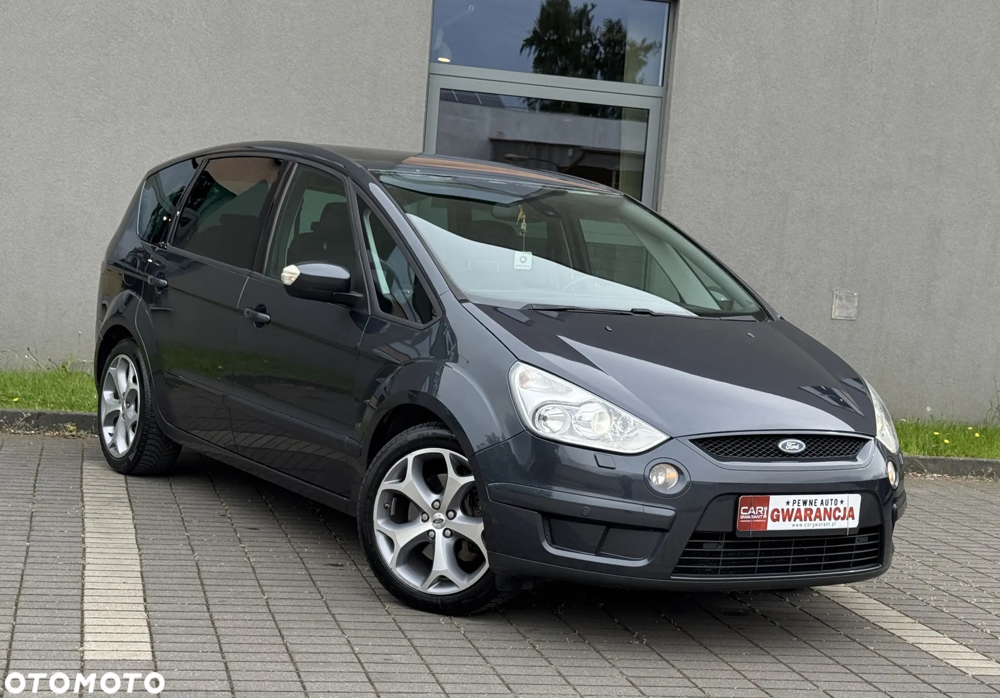 Ford S-Max 2.5 Titanium - 2