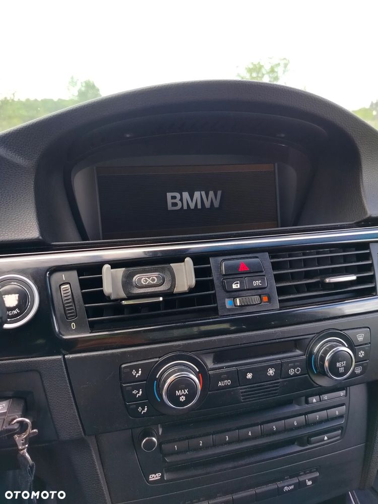 BMW Seria 3 320d - 19