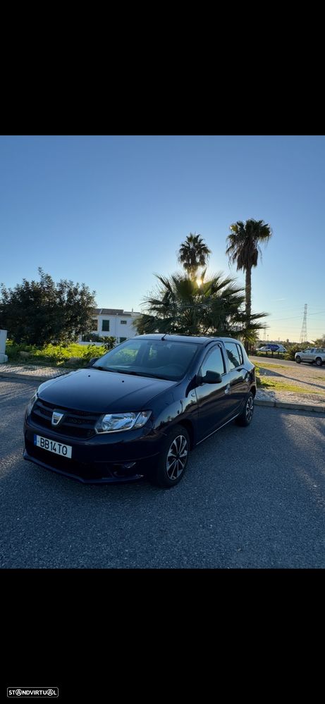 Dacia Sandero 1.2 16V - 1