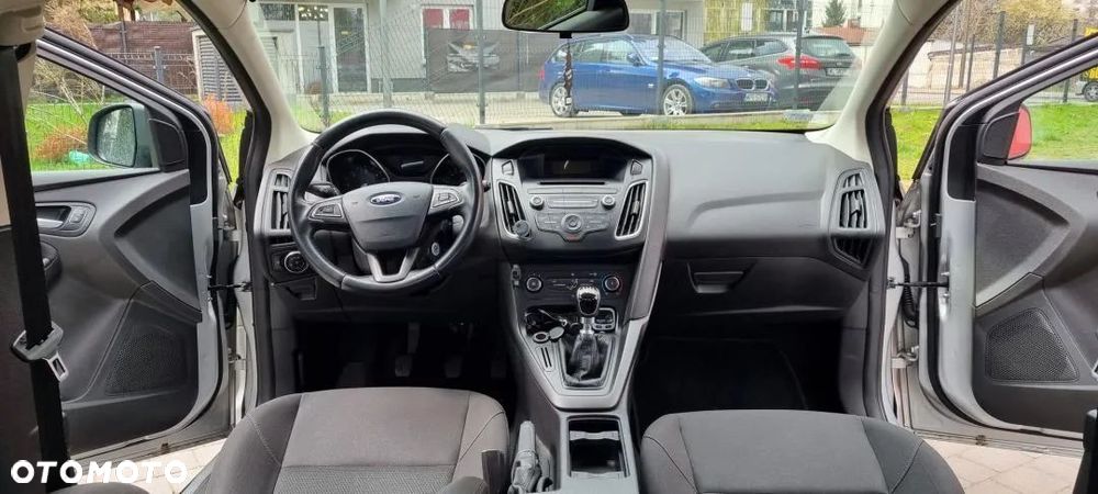 Ford Focus 1.5 TDCi Trend - 6