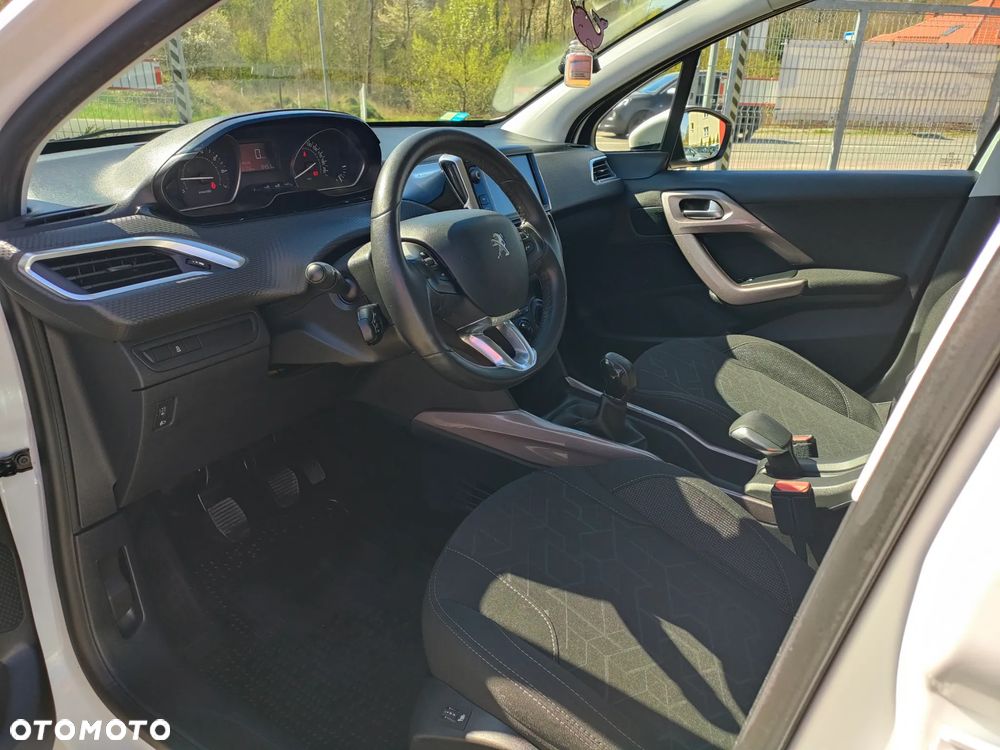 Peugeot 2008 PureTech 82 Active - 18