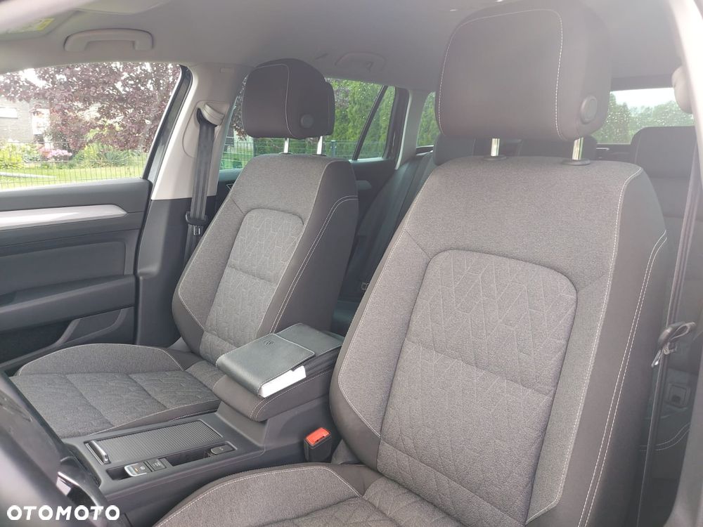 Volkswagen Passat 2.0 TDI SCR DSG Elegance - 16