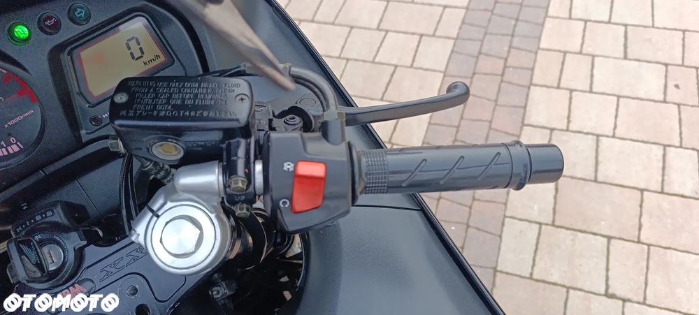 Honda CBR - 12