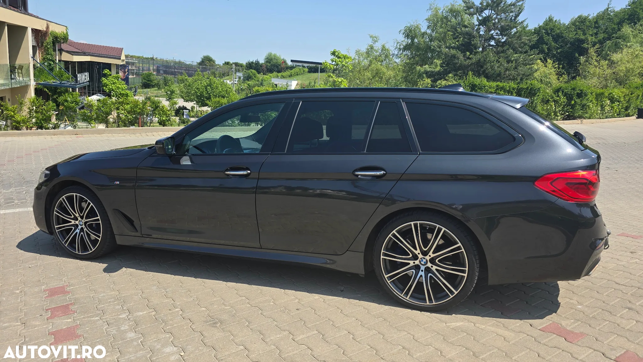 BMW Seria 5 530d xDrive Touring Aut. Sport Line - 8