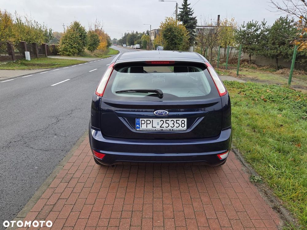 Ford Focus - 11