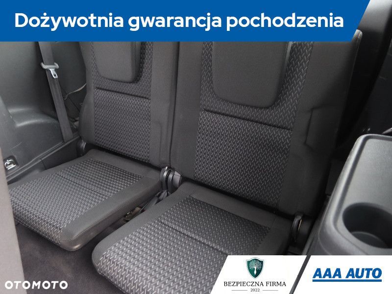 Toyota Corolla Verso - 21